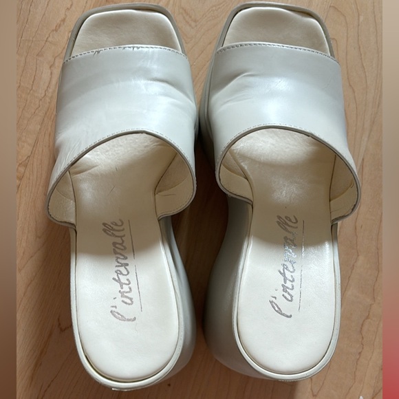 White wedge L’intervalle 7.5 - Picture 2 of 3